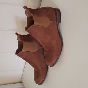 Chelsea Boots